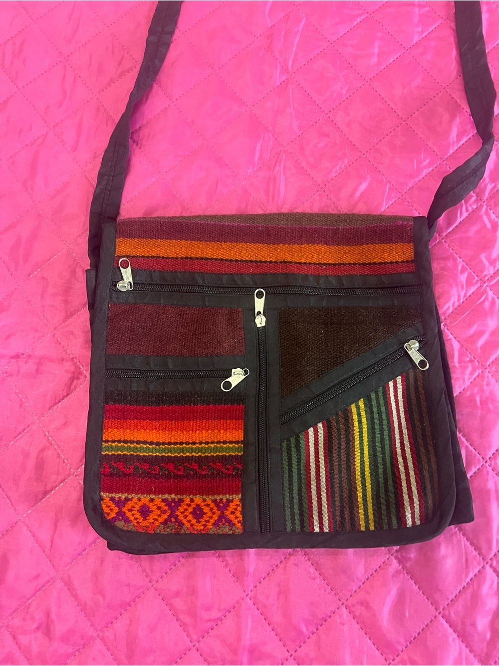 Handwoven Multicolor Crossbody Bag – Ethnic Stripe Design